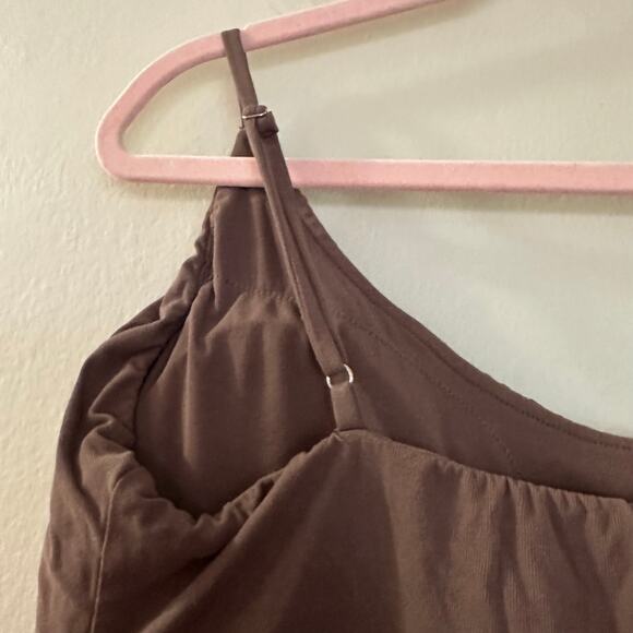 OGL Top Womens Size 2XL Iced Mocha Scoop Neck Camisole Slim Fit Spaghetti Basics - Picture 7 of 9